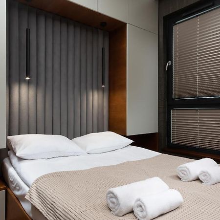 Apartments Konstruktorska By Renters Prestige 바르샤바 외부 사진