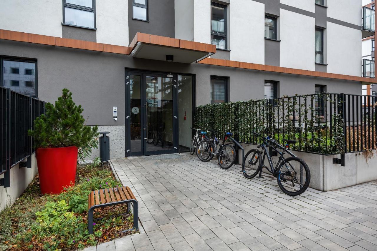 Apartments Konstruktorska By Renters Prestige 바르샤바 외부 사진